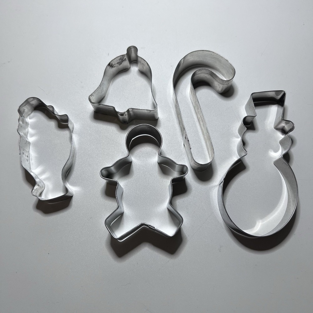 5 Vtg Metal Christmas Cookie Cutters Gingerbread‎ Candy Cane Snowman Bell Santa
